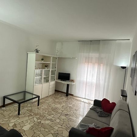 Orchidea Apartment Леко Екстериор снимка