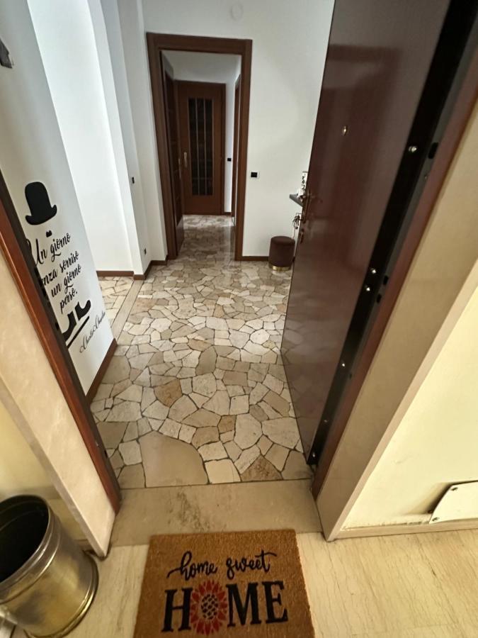 Orchidea Apartment Леко Екстериор снимка